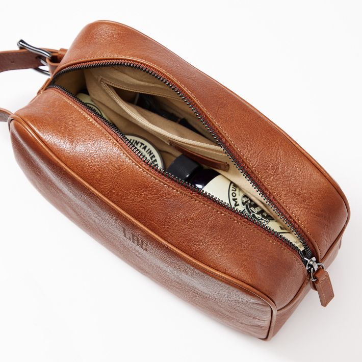 TRAVEL POUCH